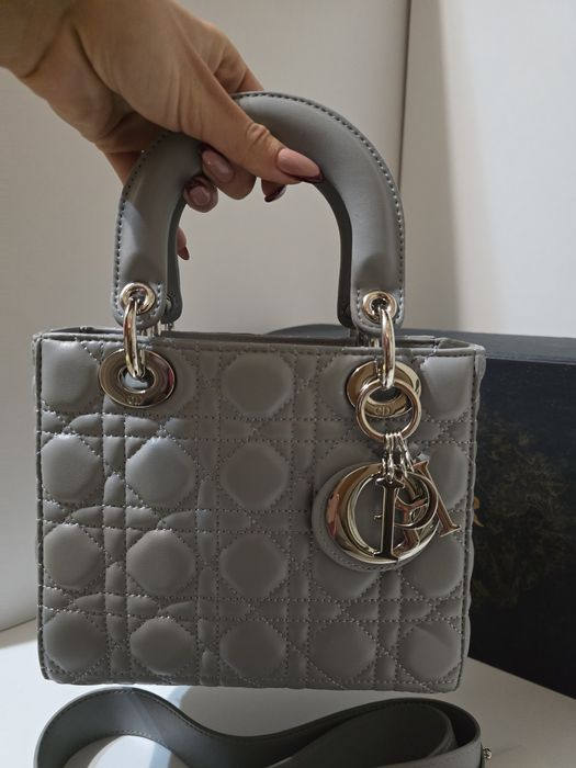 Налична чанта Lady Dior