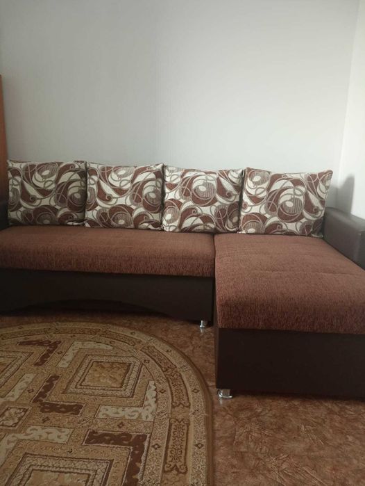 Продам диван угловой