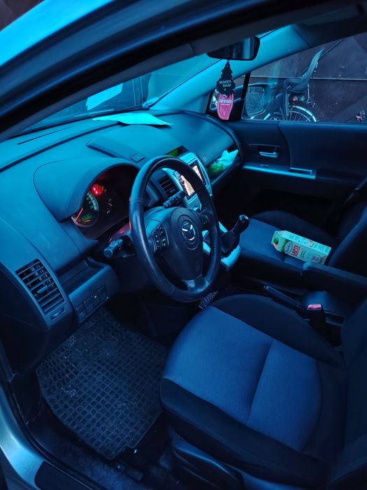 Mazda 5 cu 7 locuri