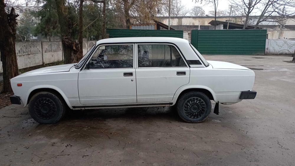 Продается ваз2105
