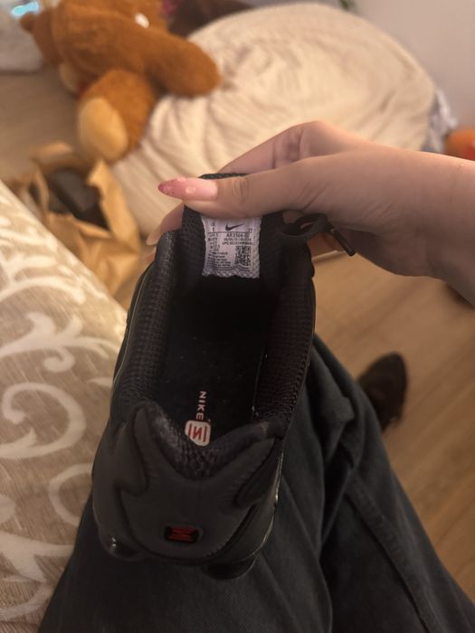 Обувки Nike Shox