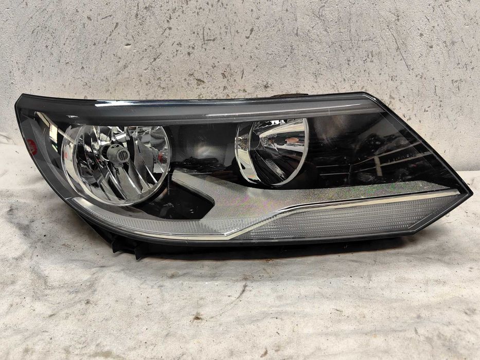 Оригинален фар Vw Tiguan