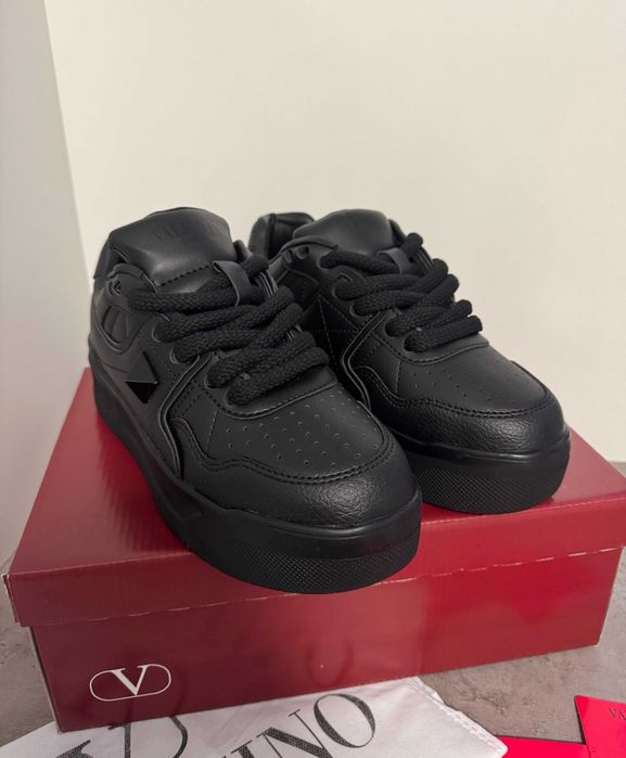 Adidasi Valentino Garavani One Stud Negru Premium Marimi 36-44 Unisex