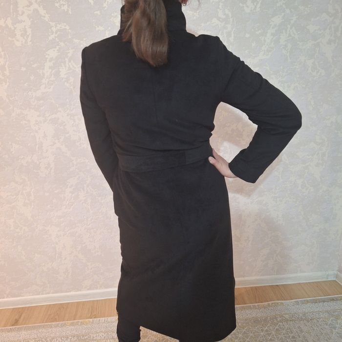 Продам красивый тренч