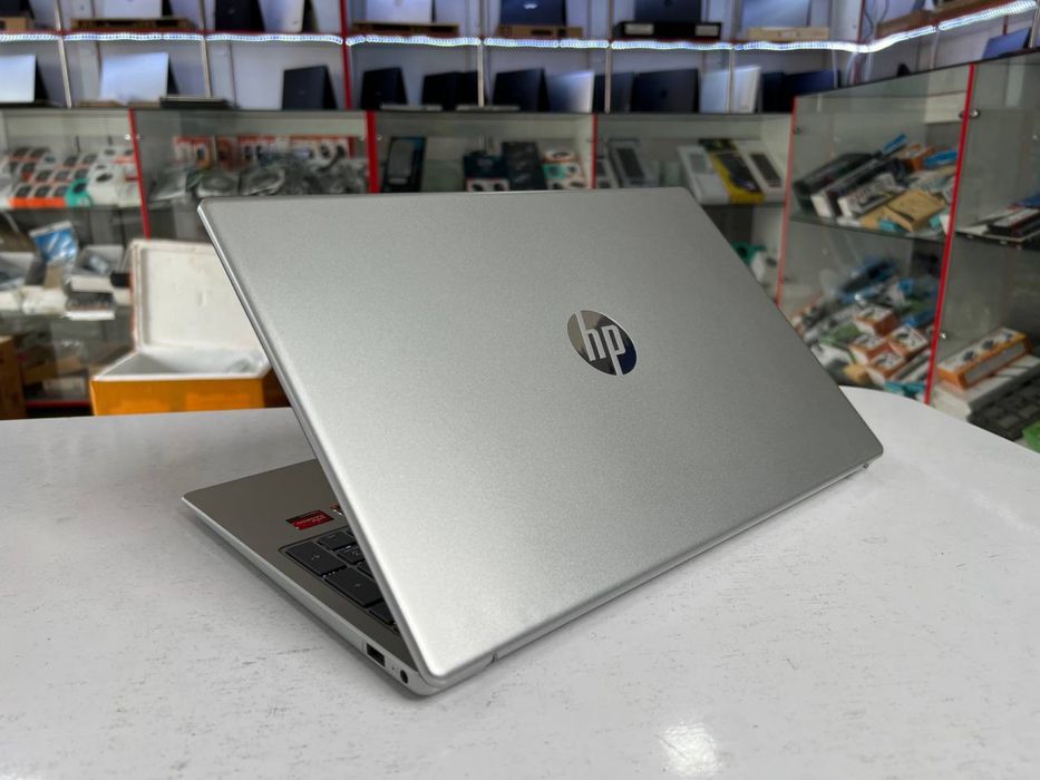 HP ryzen 7-7730U 8/512 SSD atiga 9kun ishlagani pashti yengide