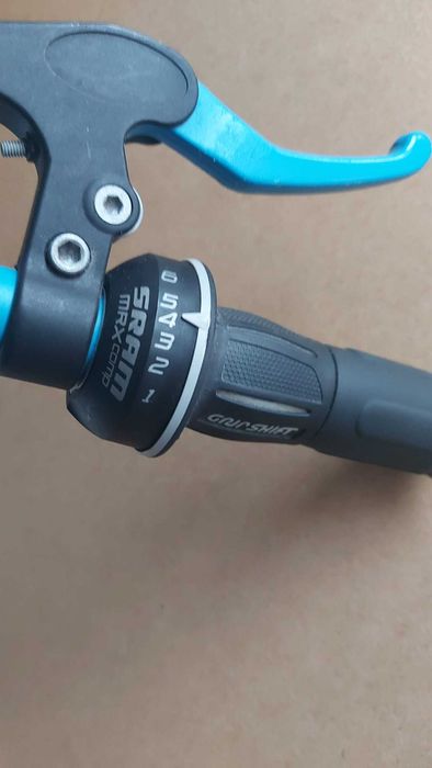 Bicicleta B-Twin Rockrider 500 8-12 ani