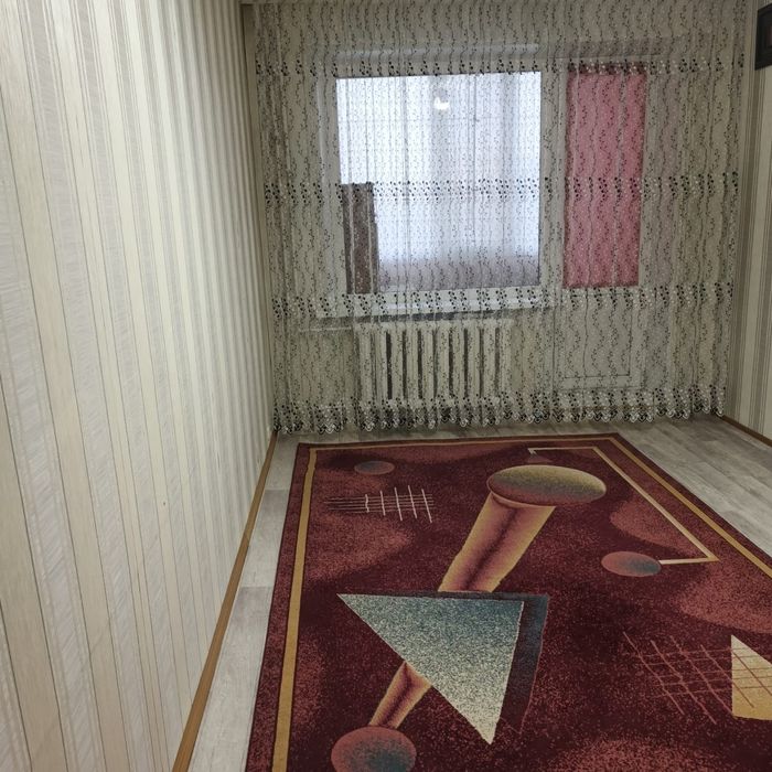 Продам квартиру 3 ком Абая 72 4/9