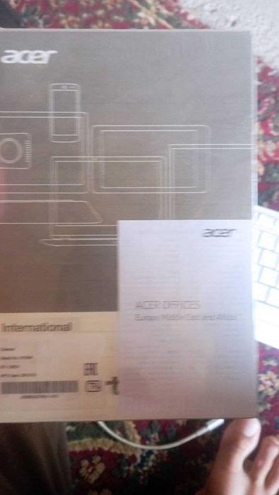 noutbouk acer sotiladi arzon