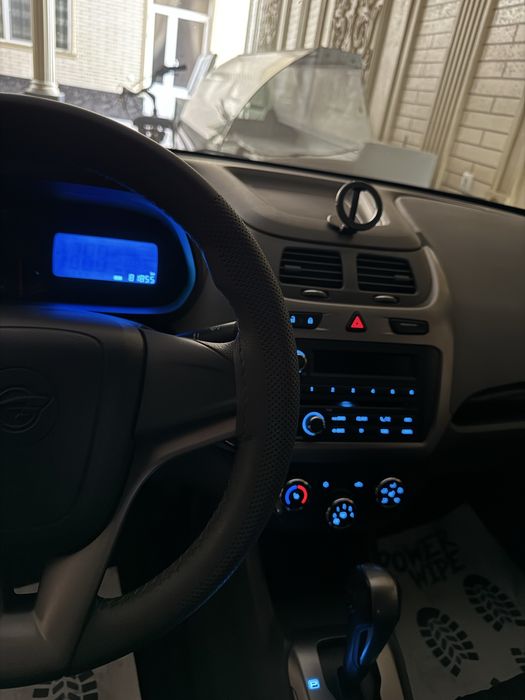 Chevrolet Cobalt 2018 — 4