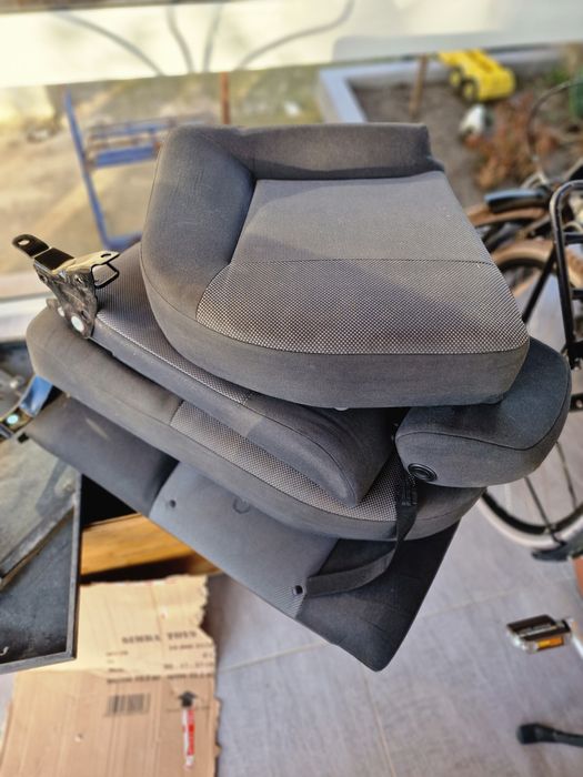 Салон седалки опел астра х комби 2010