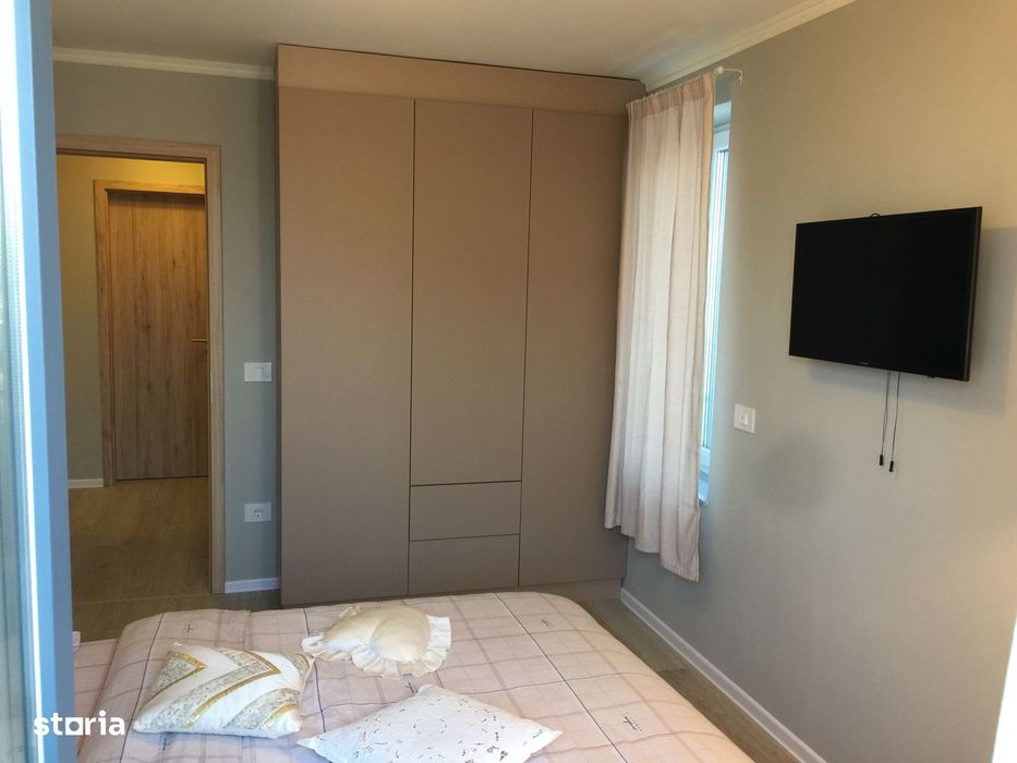 Apartament 2 camere, balcon, Tractorul, Brașov