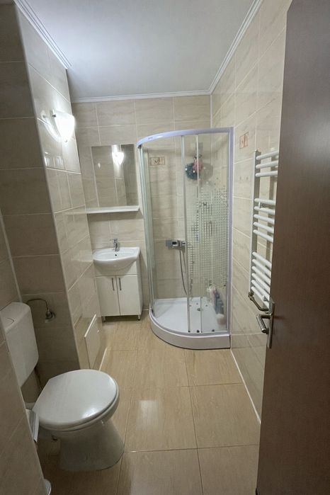 Închiriez garsonieră Brașov