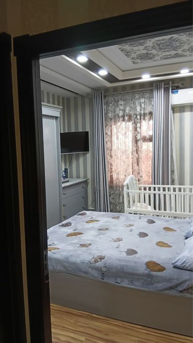 Продаю свою квартиру в метро Шахристан