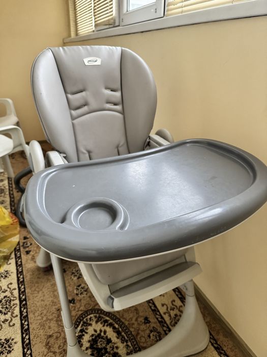 Стульчик для кормления б/у