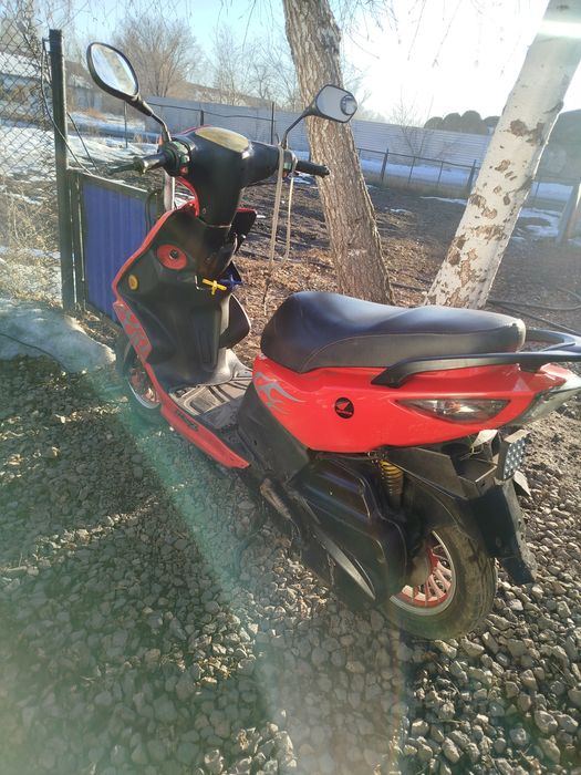 Скутер 150 куб HONDA