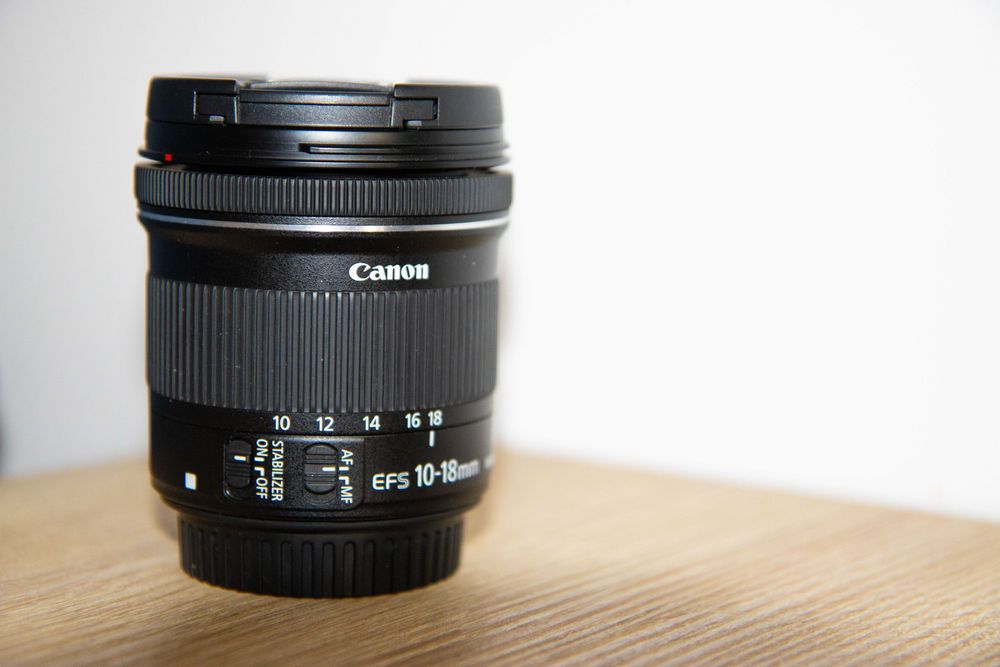 Obiective canon EF-S