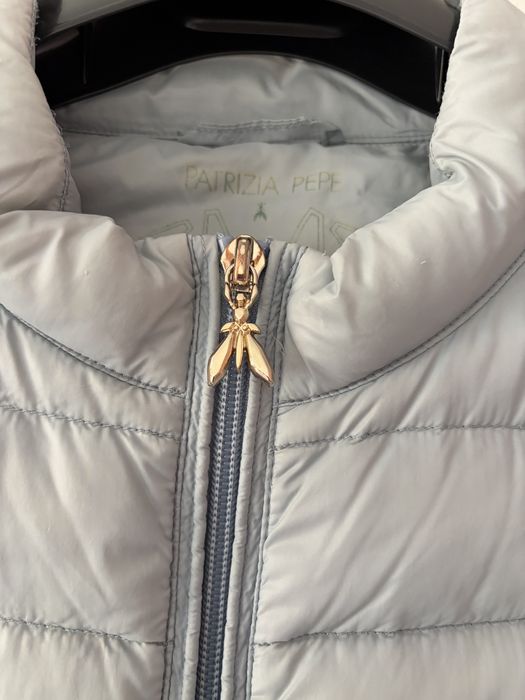 Patrizia Pepe бледо синьо яке XS с гъши пух