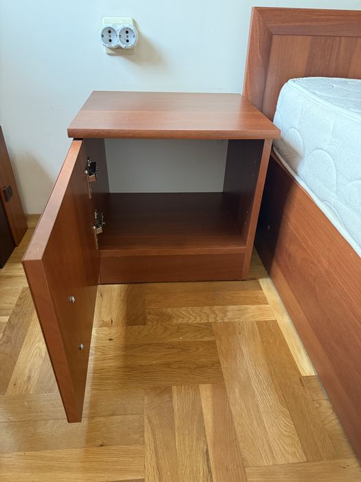 Спален комплект – легло 160×200, 2 нощни шкафчета и скрин 4 чекмеджета