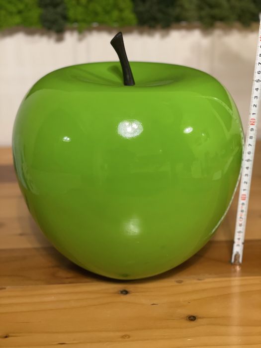 Măr decorativ verde, dimensiune mare