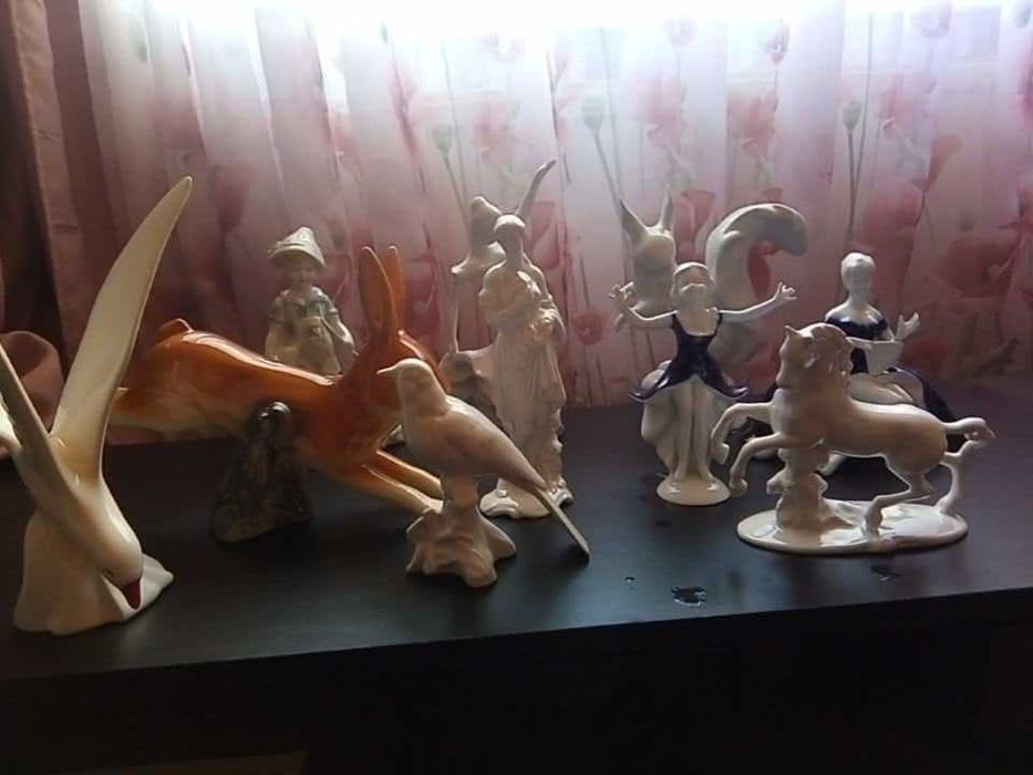 Vand Bibelouri Comuniste