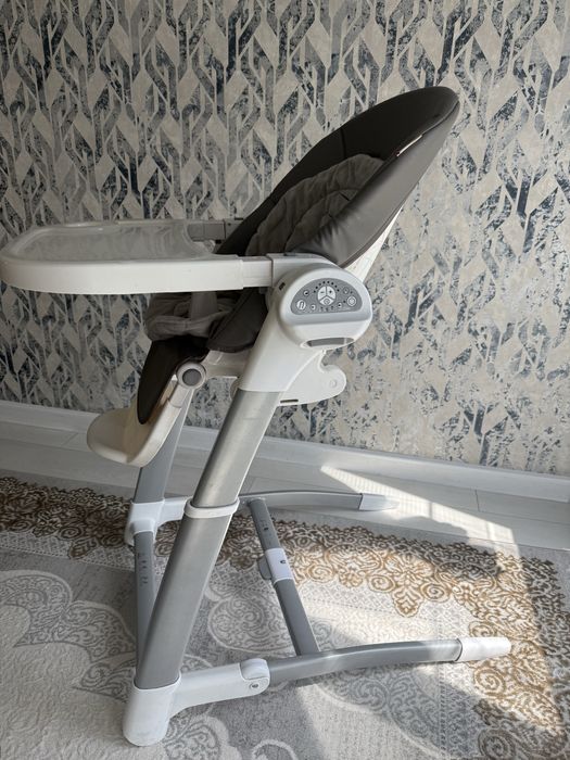 Продается стульчик для кормление 3в1