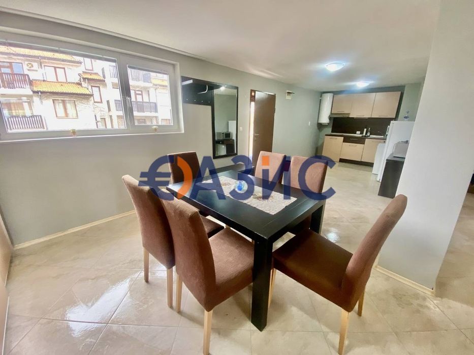 Продава се Тристаен апартамент в Свети Влас - 117 кв.м за 1026 €/кв.м - Снимка #9