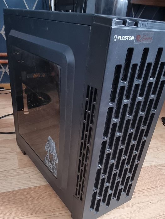 Pc gaming+Monitor+ tastatura + mouse