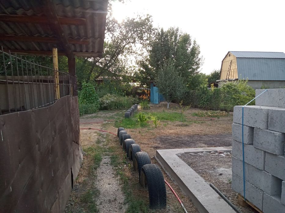 20 соток. Два дома