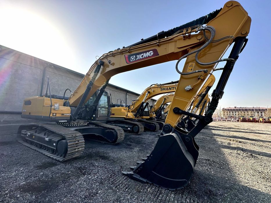 Экскаватор гусеничный XCMG XE370 ковша 2.1 куб в Ташкенте
