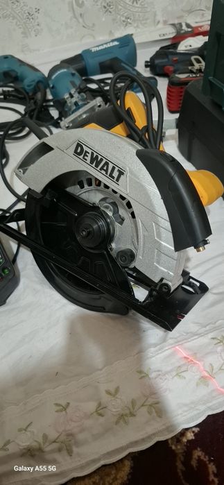 Dewalt pcholka hilti makita bosch