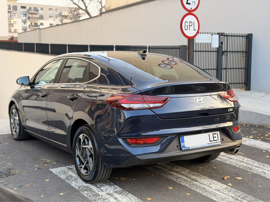 Hyundai I30 Fastback Facelift  2024 AUTOMAT 1.5T-GDI 140Cp M-Hybrid