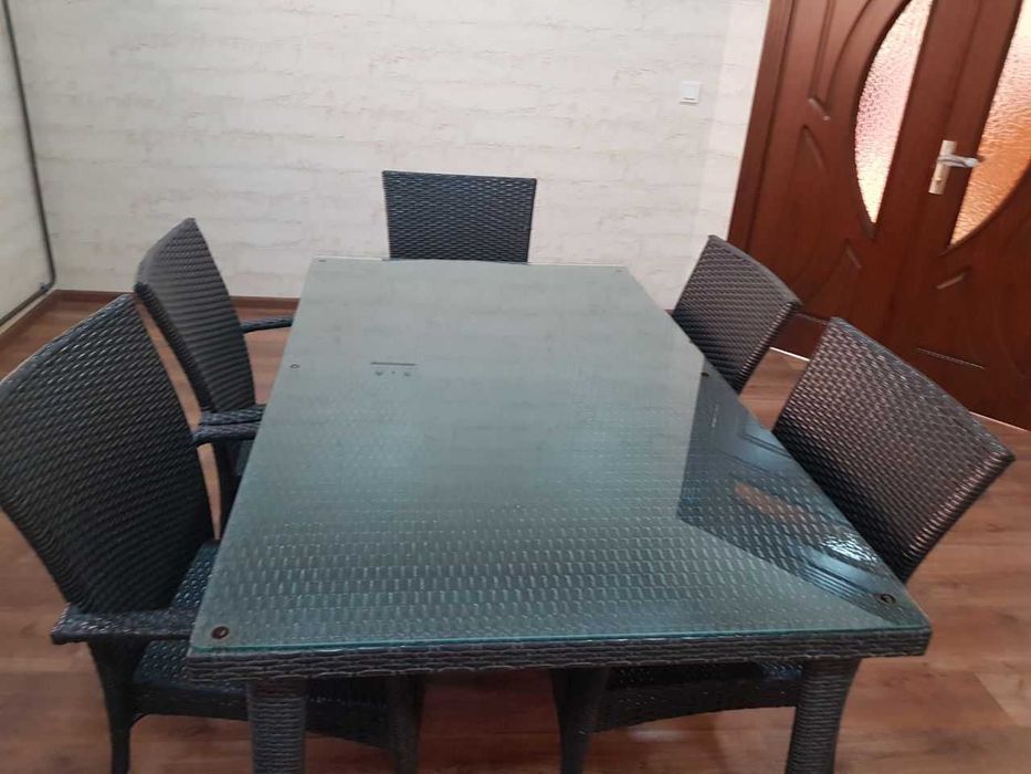 Летняя мебель, стол с креслами