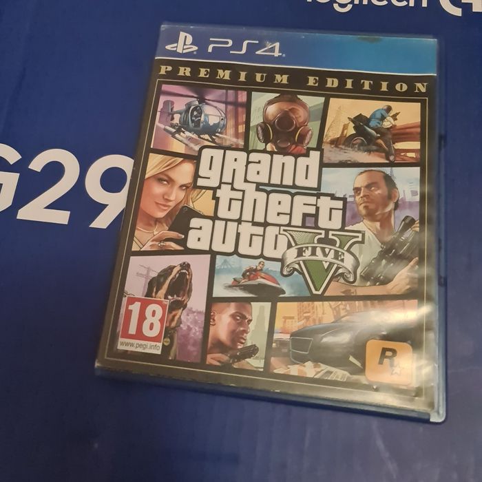 Продавам logitech g29 Playstation 4 +игри