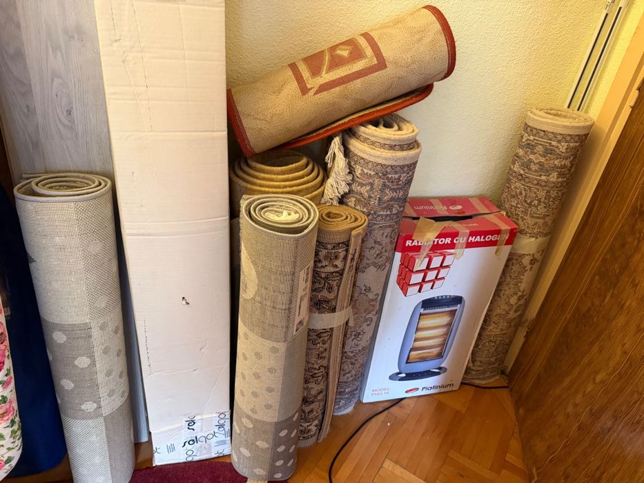 Covoare și un pachet de parchet
