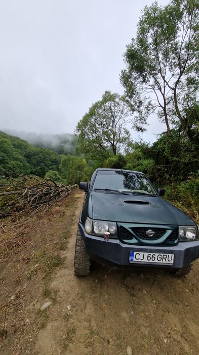 Nissan Terrano 2