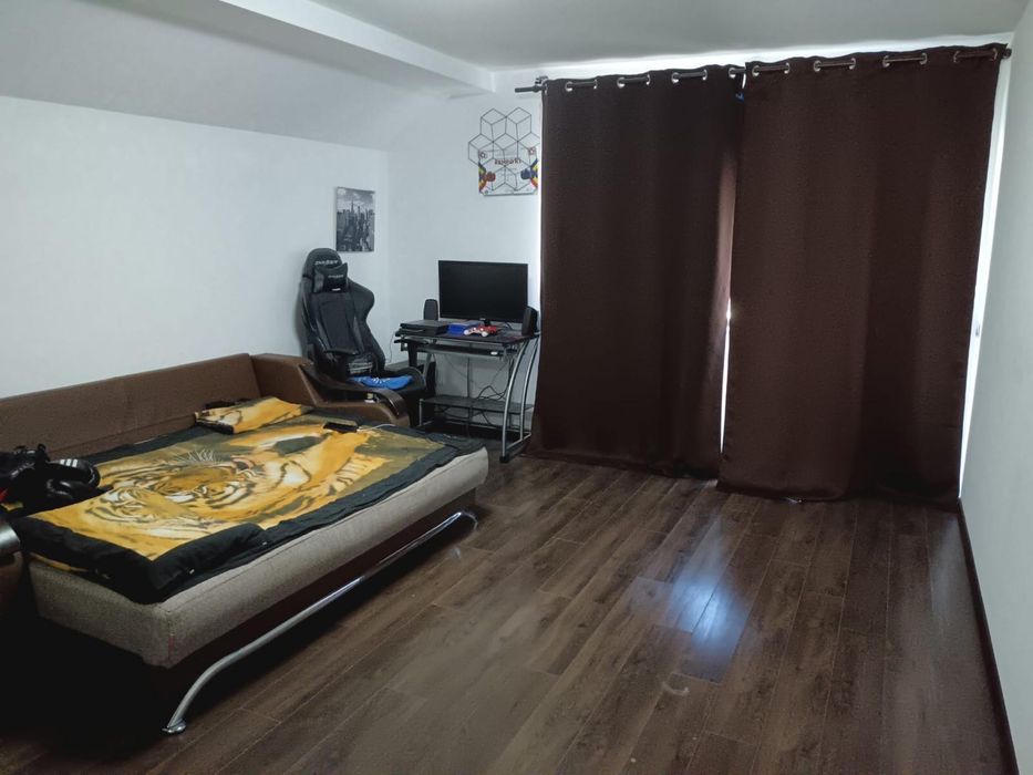 Casa de vanzare in simeira!