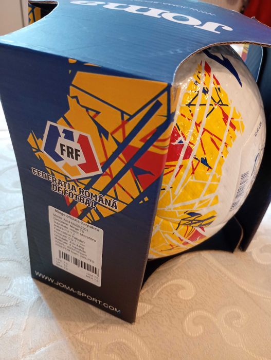 Minge Joma Carpatica mingea oficială FRF