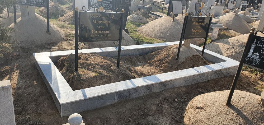 Qabr toshlari granitt va marmardan