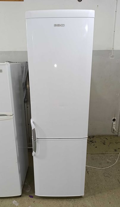 Б/у  холодильник Беко в хорошем состоянии