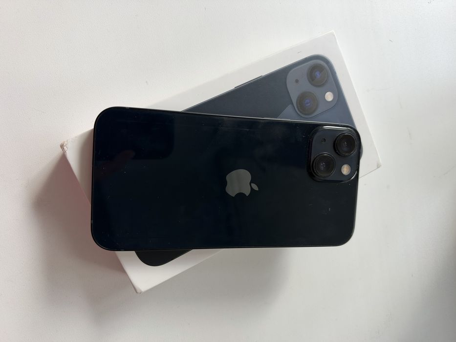 Продам iPhone 13  б/у