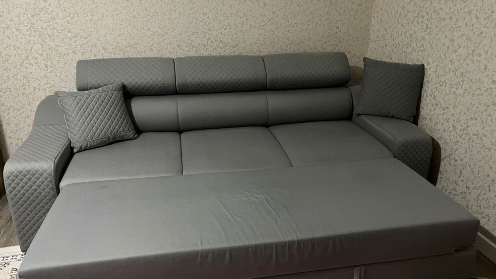 Продаётся диван в отличном состоянии