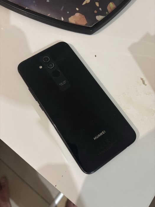 Huawei Mate 20 Lite – Liber Rețea – Perfect Funcțional (Ecran Fisurat)