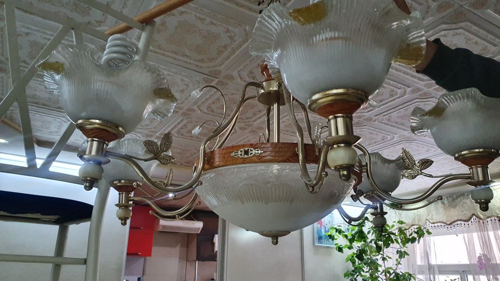 Люстра потолочная на 40-55 кв.м.