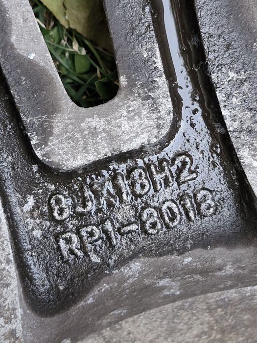 Гуми с джанти 235/60R18 8J et35 dot 2020