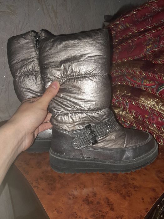 Недорого! Зимние сапожки (33 размер)!