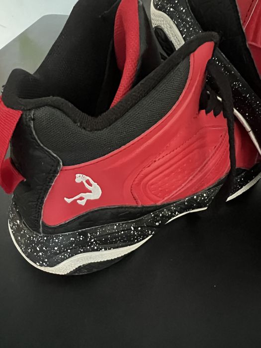 Adidasi baieti 41 SHAQE