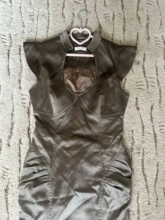 Продам платья вечерние