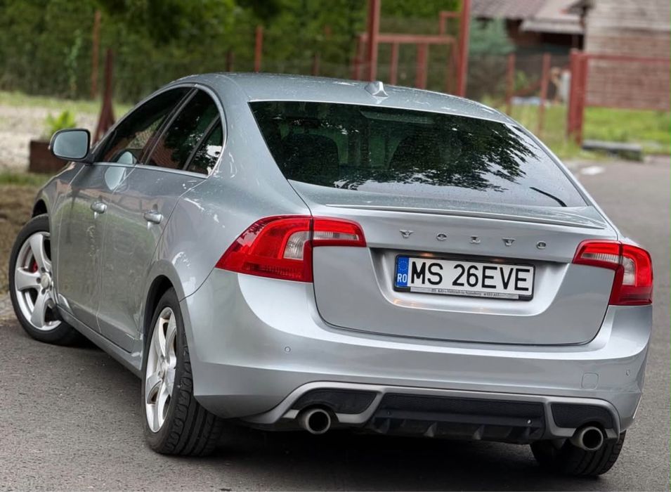 VOLVO S60 R-Design