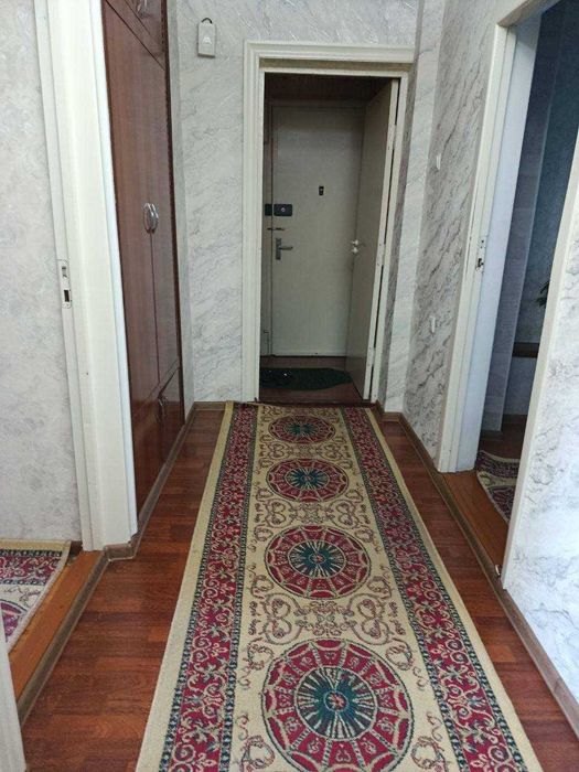 Квартира сотилади Шайхонтохур тумани Гулобод ор.р 1-чи гор Балница