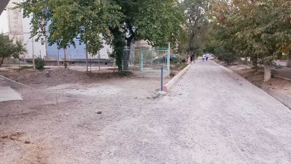 Сдается стоянко-место у жилого многоэтажного дома